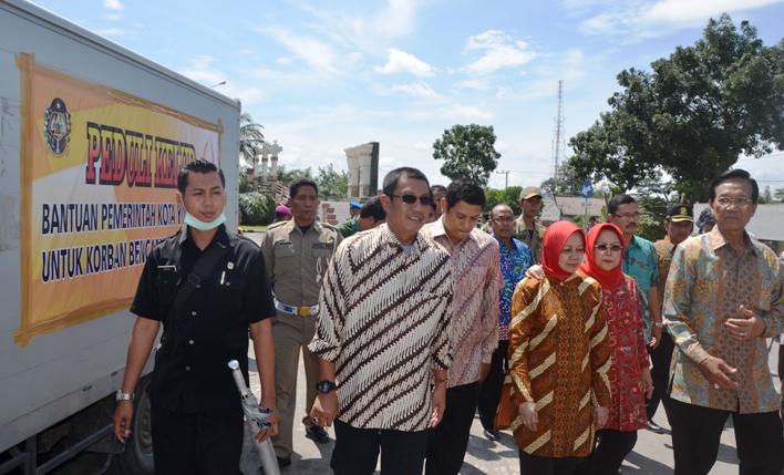 PEMERINTAH KOTA YOGYAKARTA SALURKAN 3,5 TON BERAS UNTUK KORBAN ERUPSI GUNUNG KELUD 