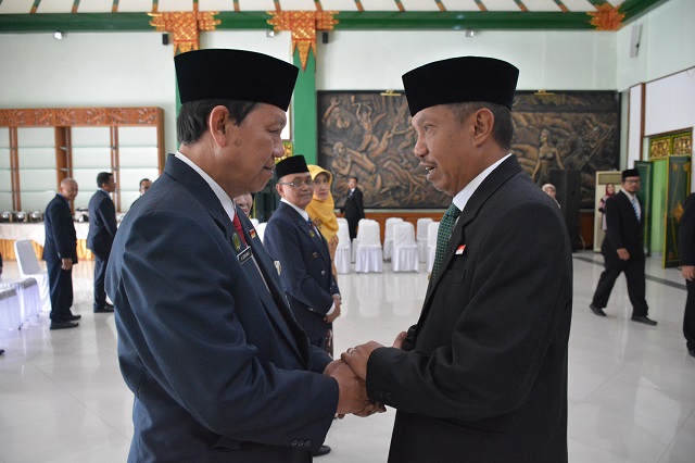 Lantik 2 Dewan Pengawas Walikota Himbau Untuk Siap Hadapi Covid 19