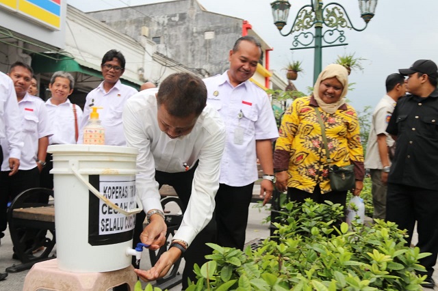 Walikota Haryadi Suyuti Ajak Masyarakat Cuci Tangan Secara Teratur