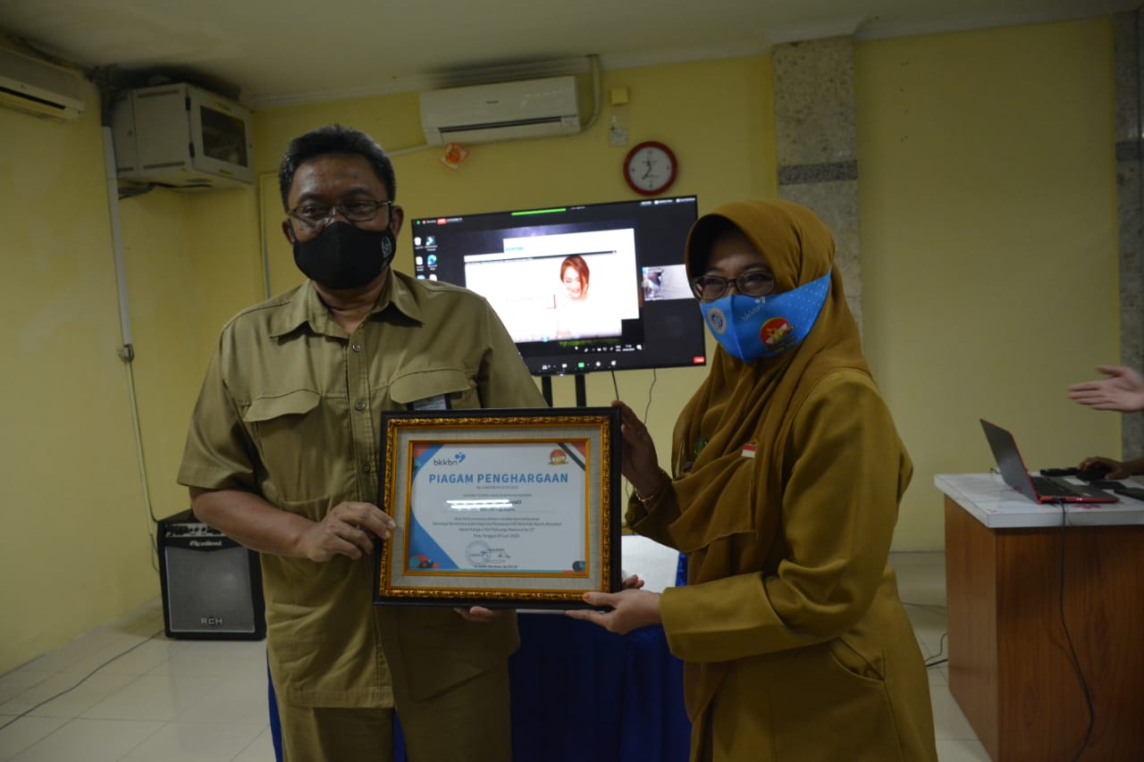 Walikota Yogyakarta Raih Penghargaan dari BKKBN