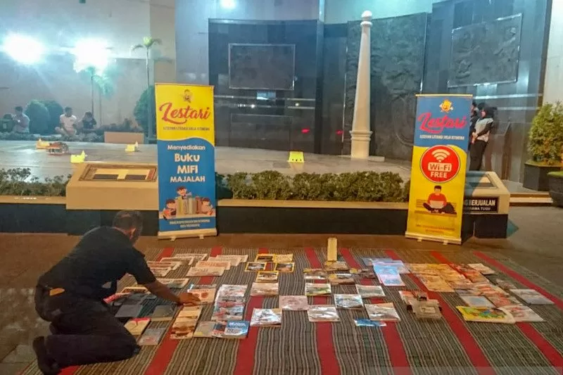 “Lestari” Minat Baca di Masjid Gedhe Kauman