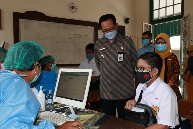 Pelajar di Kota Yogya Antusias Ikuti Vaksinasi