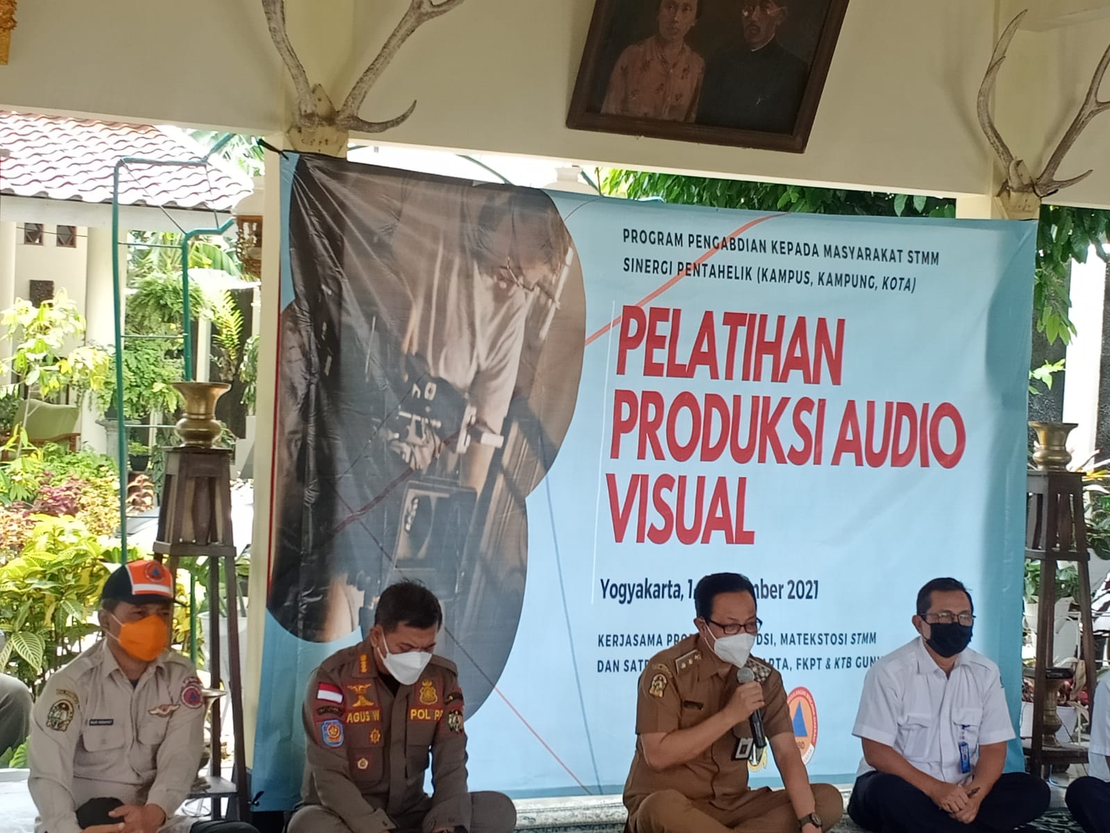 Pelatihan Audio Visual Untuk Tim Media Kampung Panca Tertib