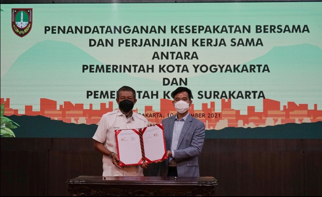 Serius Genjot Sektor Ekonomi di Kota Yogya dan Solo, Walikota Yogya dan Solo Taken MoU