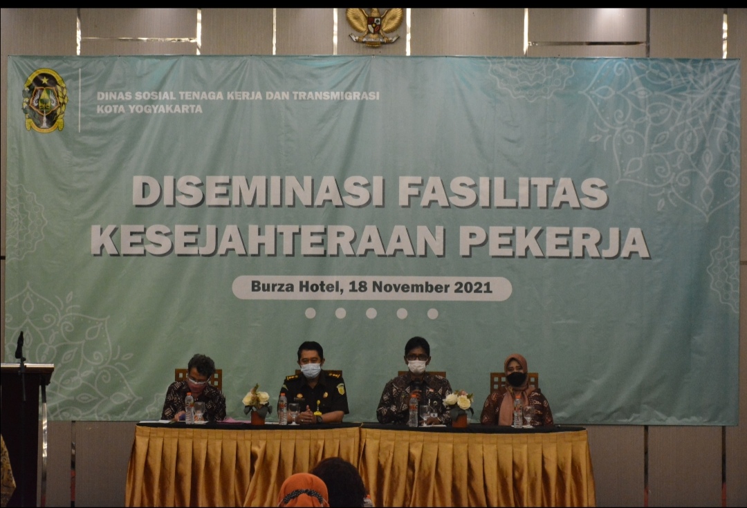 Dinsosnakertrans Gelar Workshop Kesejahteraan Pekerja