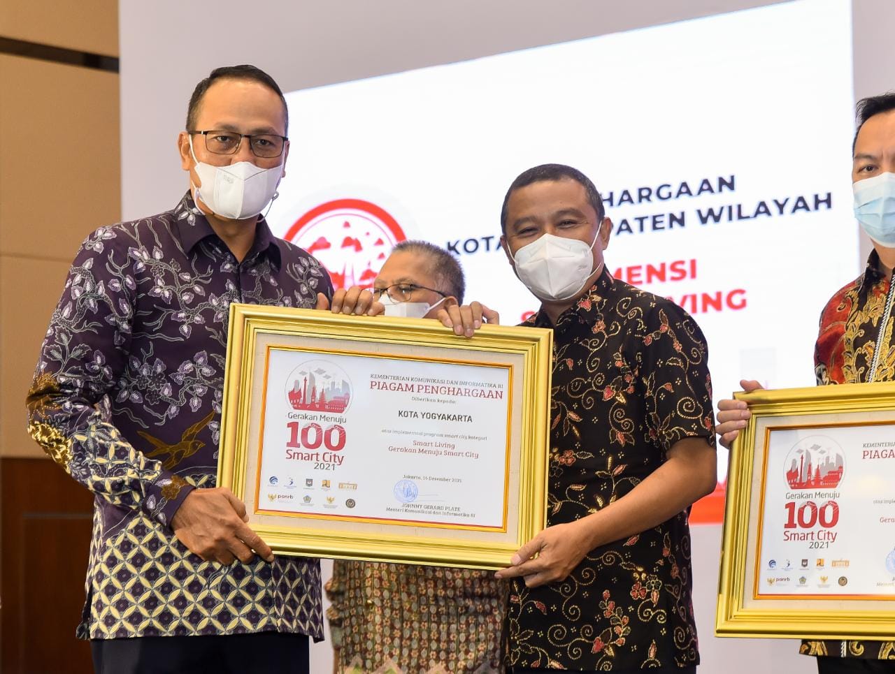 Gandeng Gendong Antarkan Pemkot Yogya Raih Smart City Award 2021