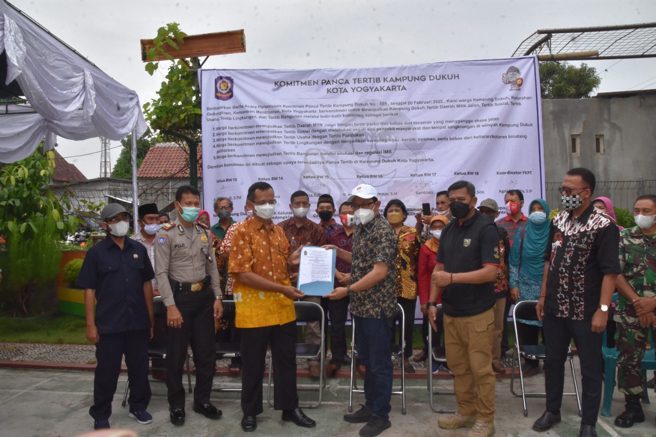 Kampung Pantib Dukuh Prioritaskan Penataan Daerah Milik Jalan