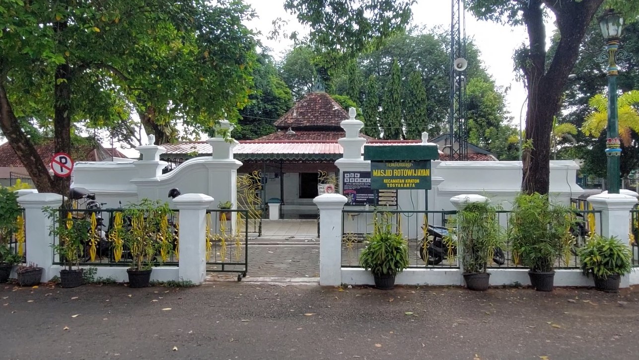 Masjid Rotowijayan Saksi Sejarah Perjuangan Kraton Hadapi Penjajah