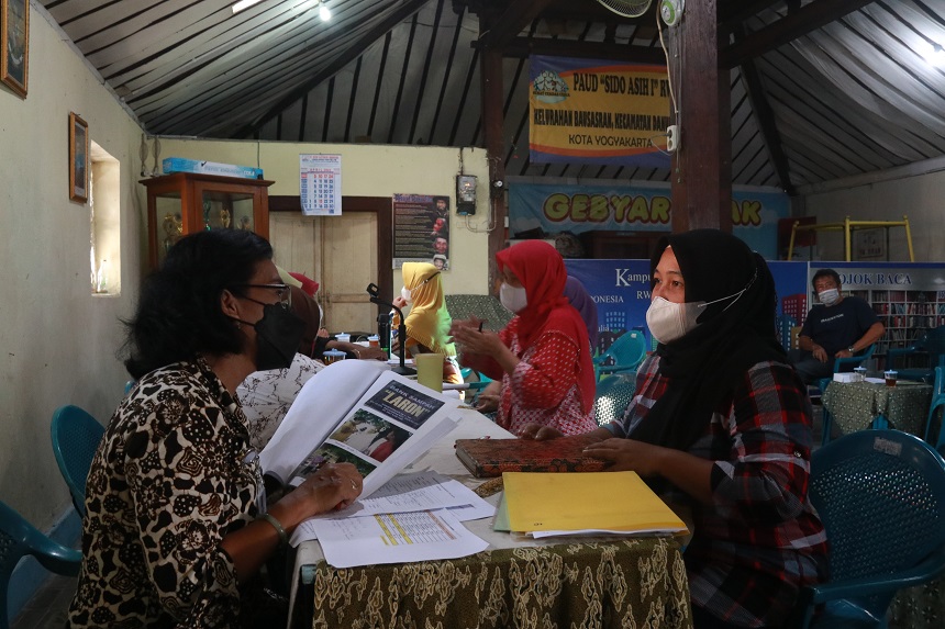 Penguatan Bank Sampah Wilayah Kurangi Pembuangan di TPST Piyungan