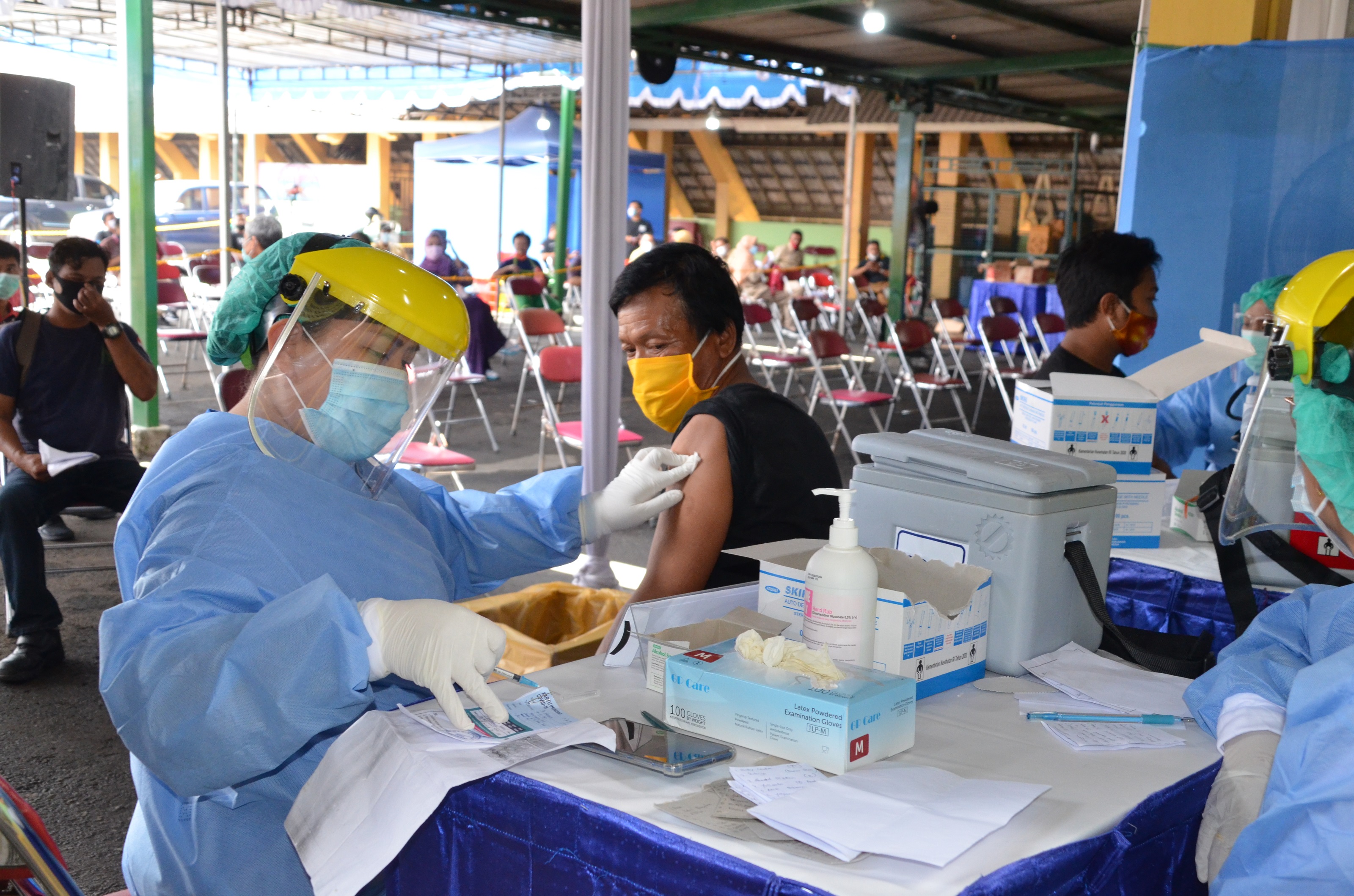 Desember Lansia di Kota Yogya Dapat Vaksin Booster Kedua