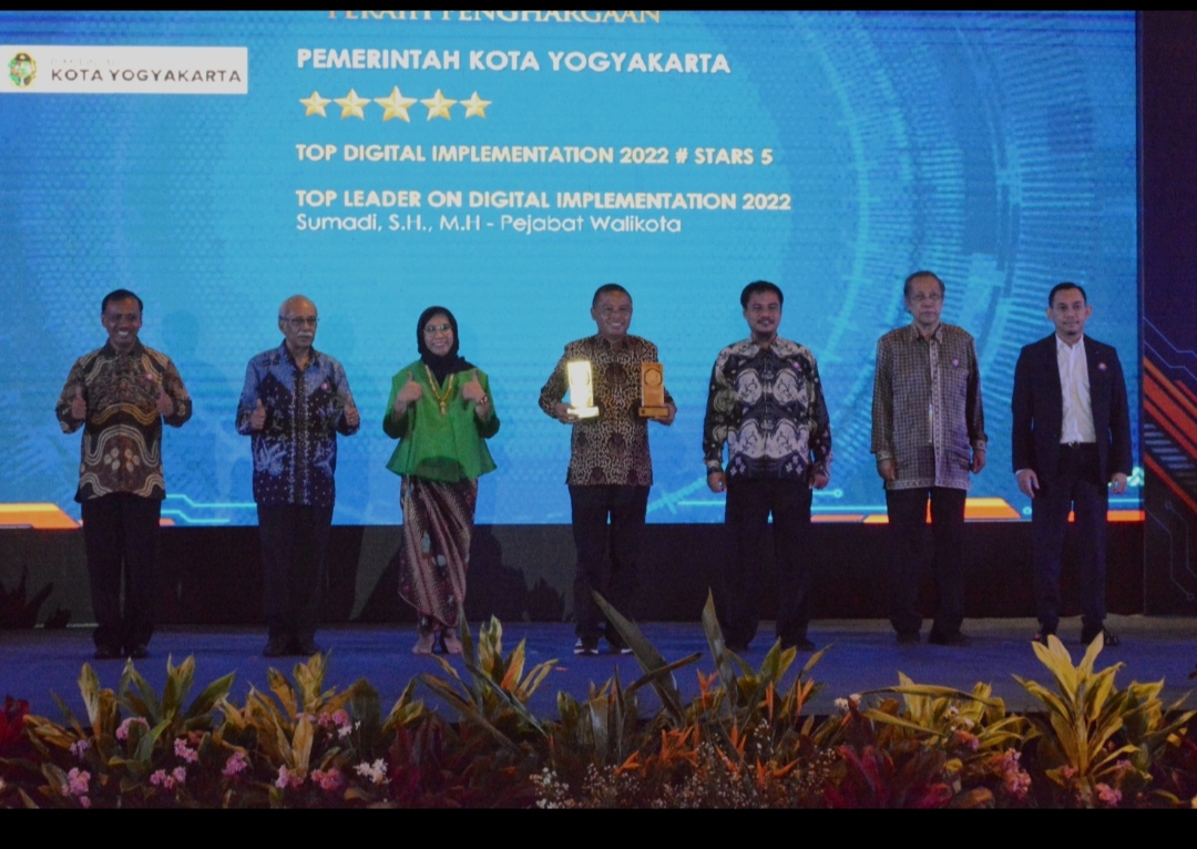 Pemkot Yogya Raih Dua Penghargaan Top Digital Awards 2022