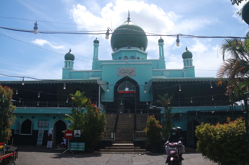 Beribadah dan Mengenang Sejarah di Masjid Syuhada (Seri 1)