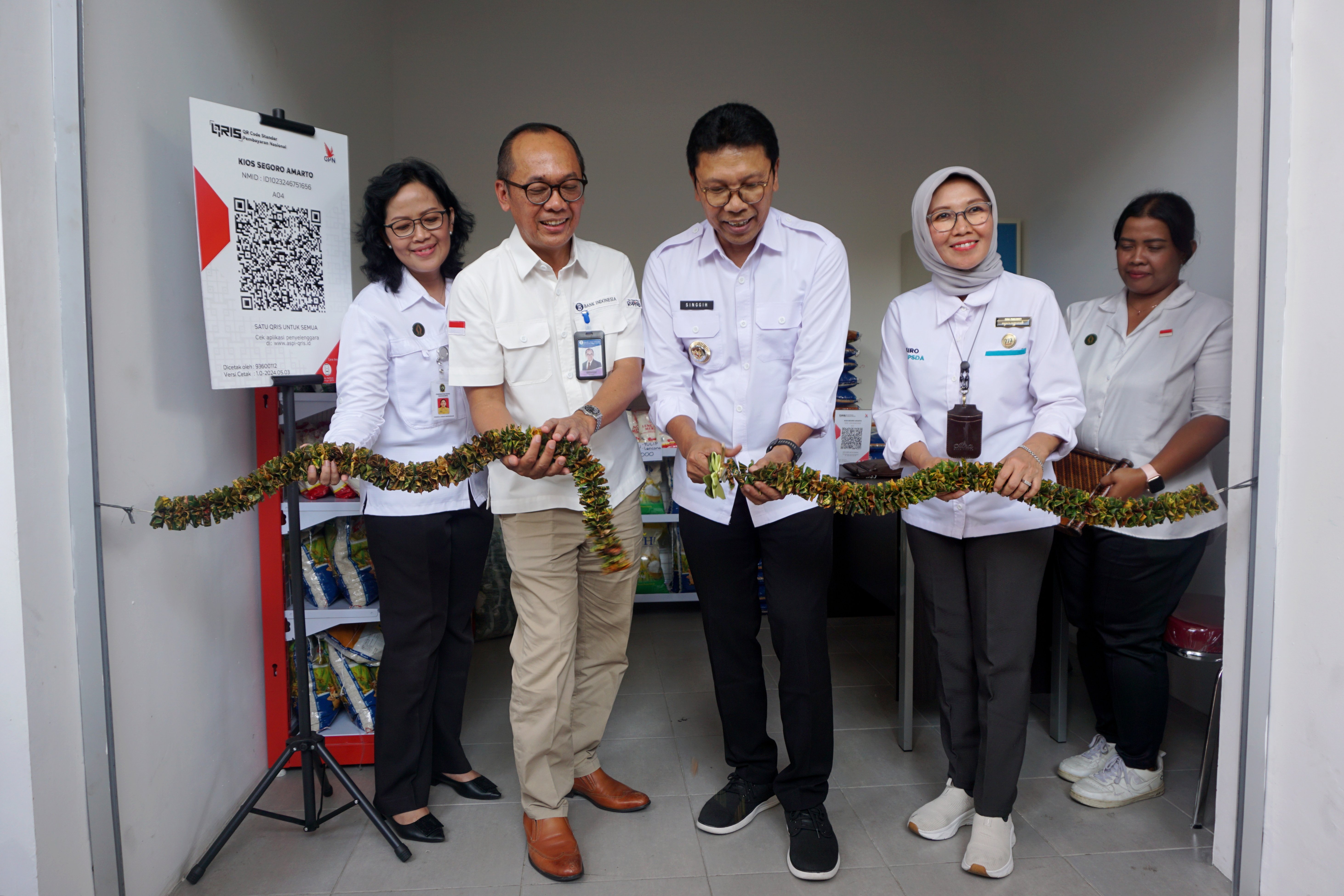 Kios Segoro Amarto Pasar Sentul Resmi Beroperasi, Dukung Stabilisasi Harga Bahan Pokok