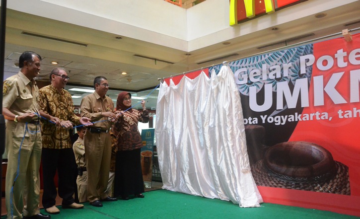 HARYADI SUYUTI BUKA GELAR POTENSI UMKM KOTA YOGYAKARTA