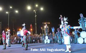 AAU Gelar Kirab Pamitan Taruna Di Jalan Malioboro