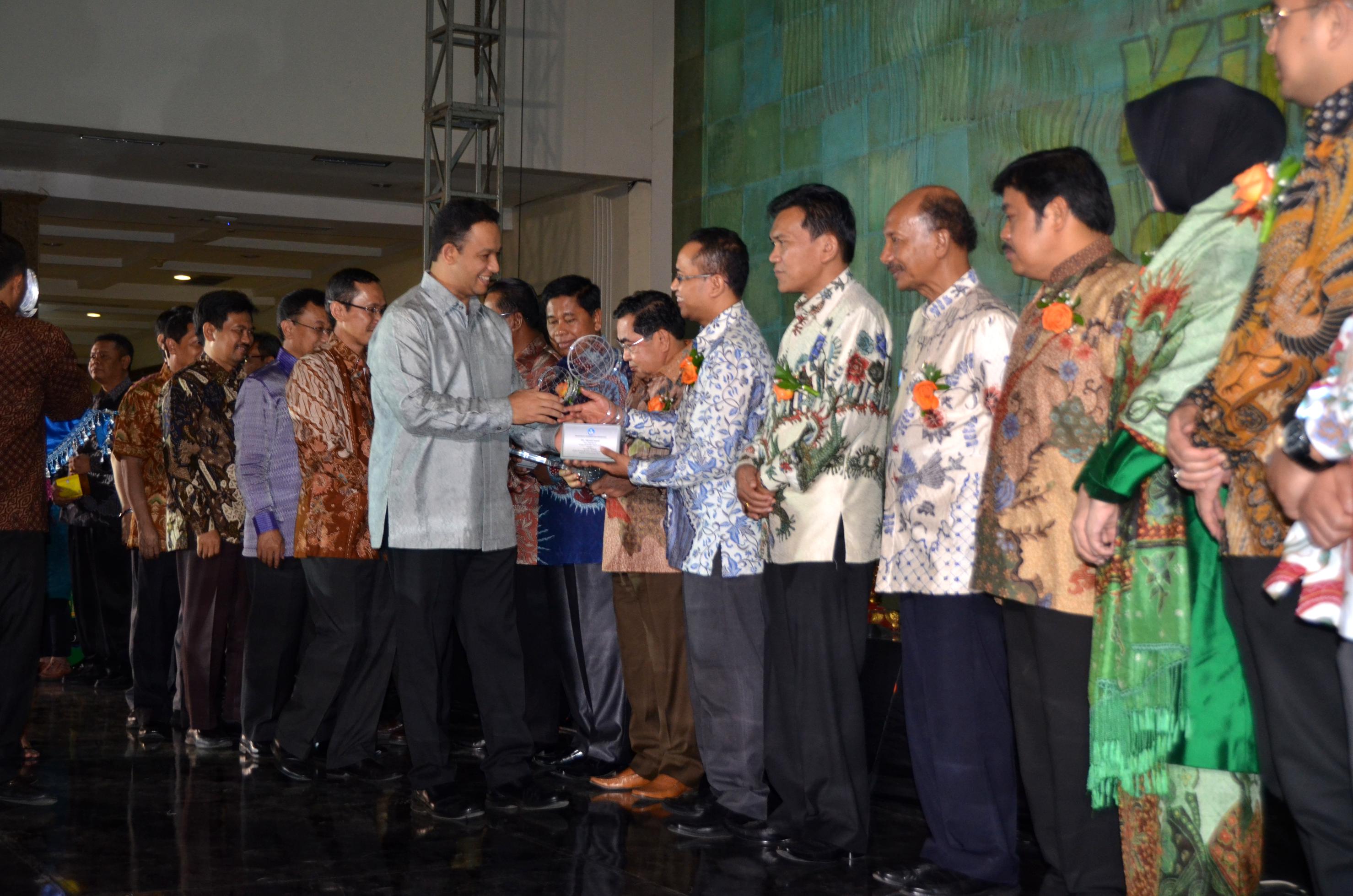 Kota Jogja Raih KiHajar Award 2014