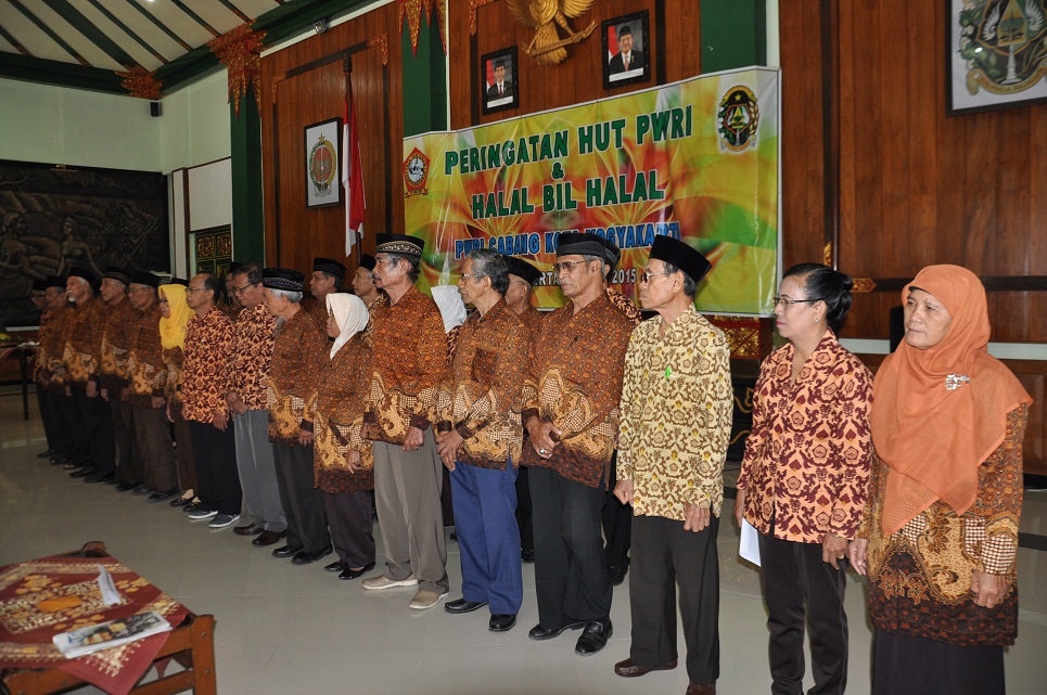 Pelantikan PWRI Cabang Kota Yogyakarta Periode 2015-2020