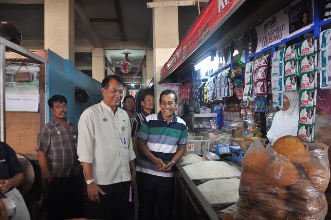 TPID Kota Yogya Lakukukan Pemantauan Harga Beras Di Pasar