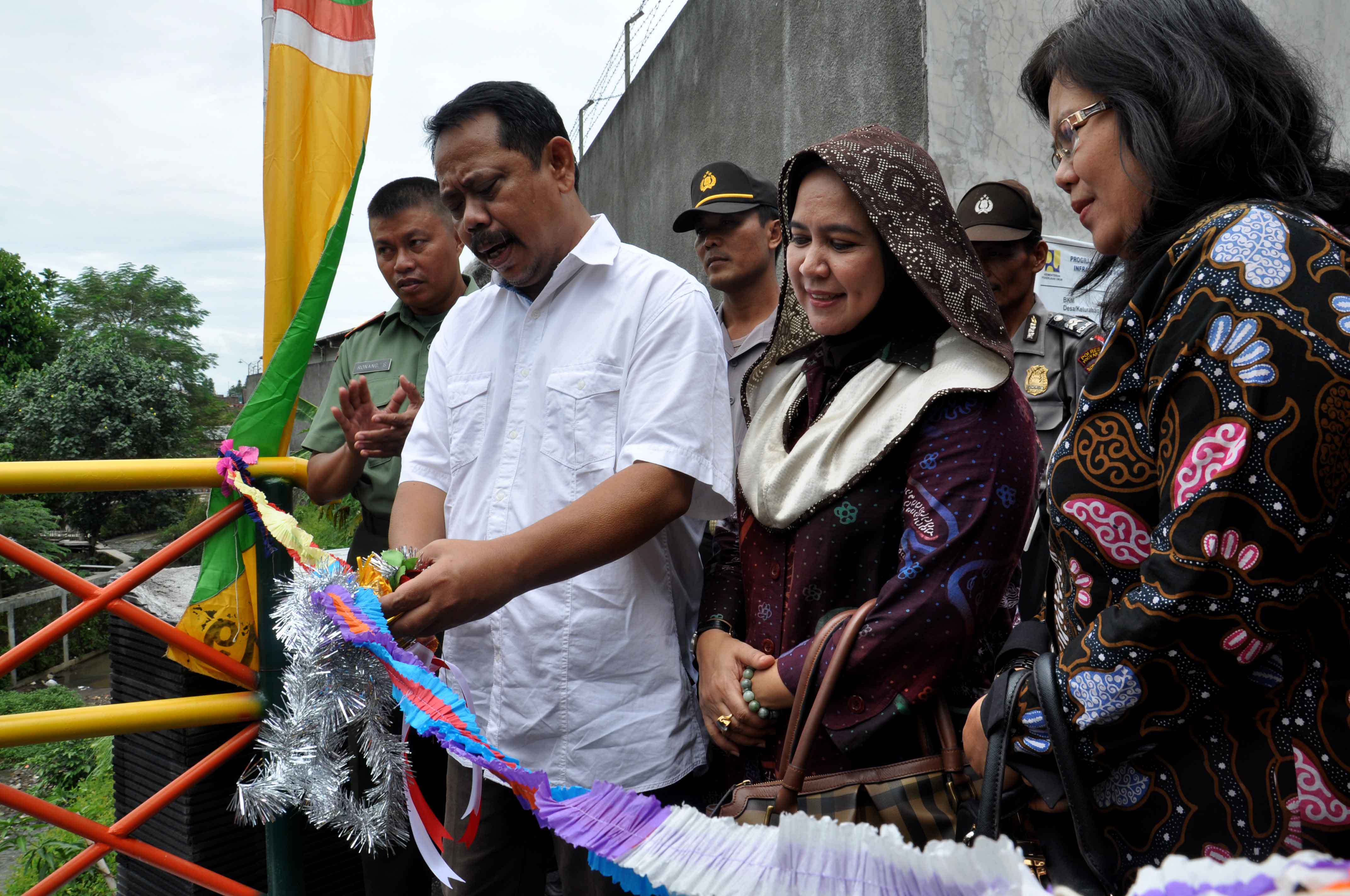 Jembatan Baru, Akses Cepat, Perekonomian Lancar