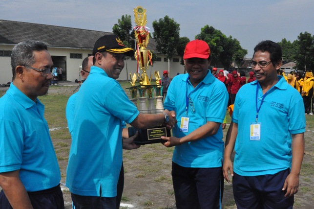 Walikota, Buka Pekan Olahraga Guru Karyawan