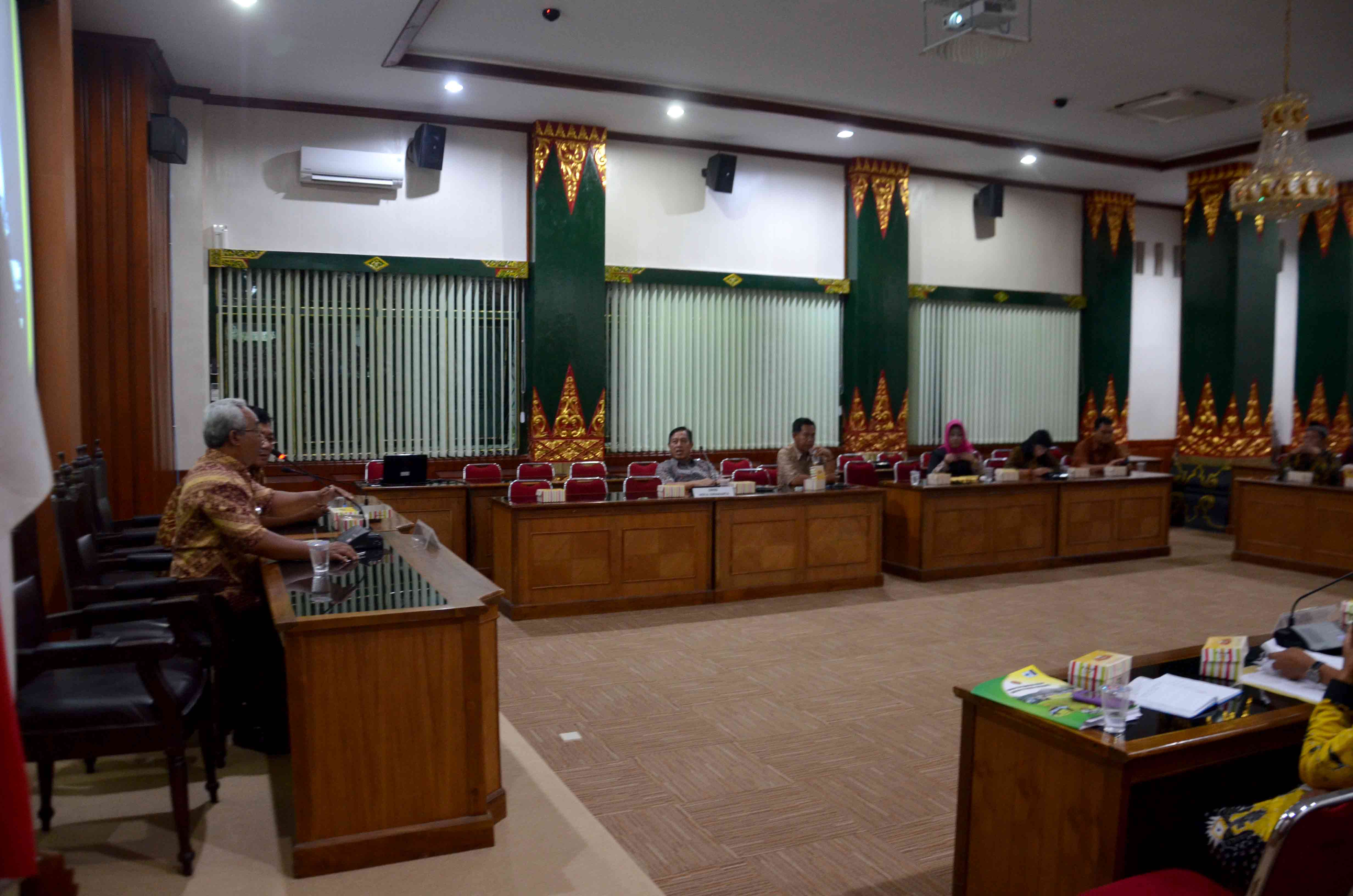 DPRD Kota Surakarta Studi Banding Ke Kota Yogya