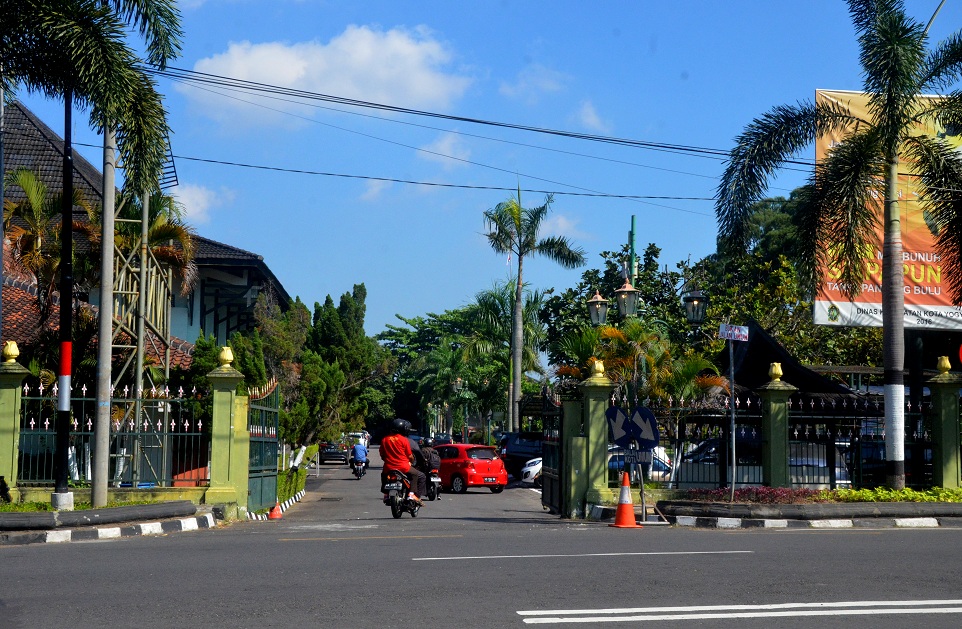 Perubahan Pintu Masuk dan Pintu Keluar Komplek Balai Kota Yogyakarta