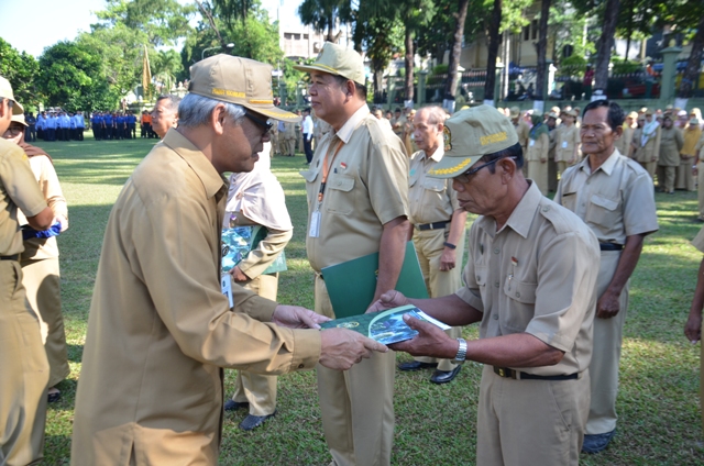 18 PNS Pemkot Pensiun, Pj Walikota Ucapkan Terimakasih