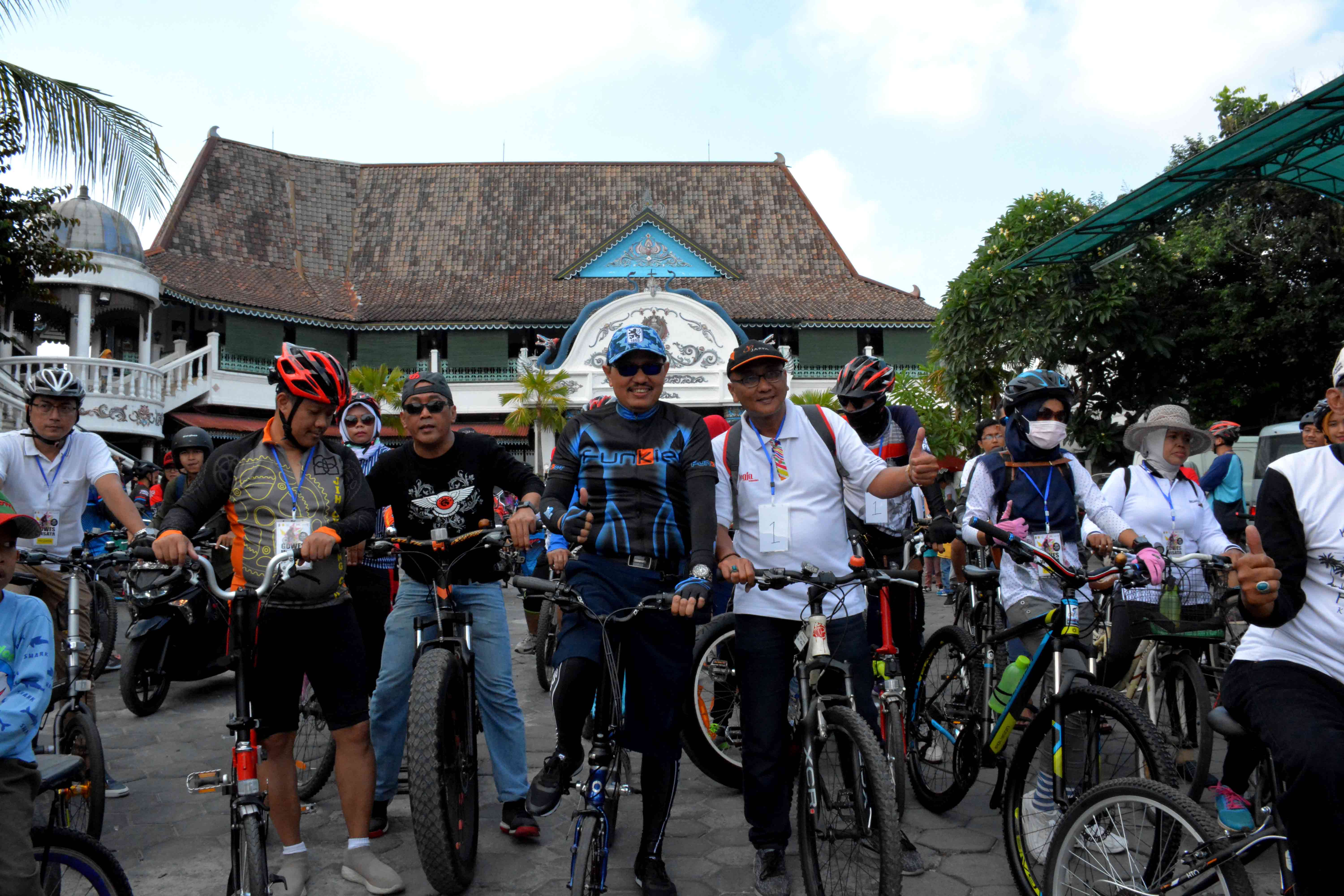 Peserta Gowes Jelajah Kotagede Membdludak