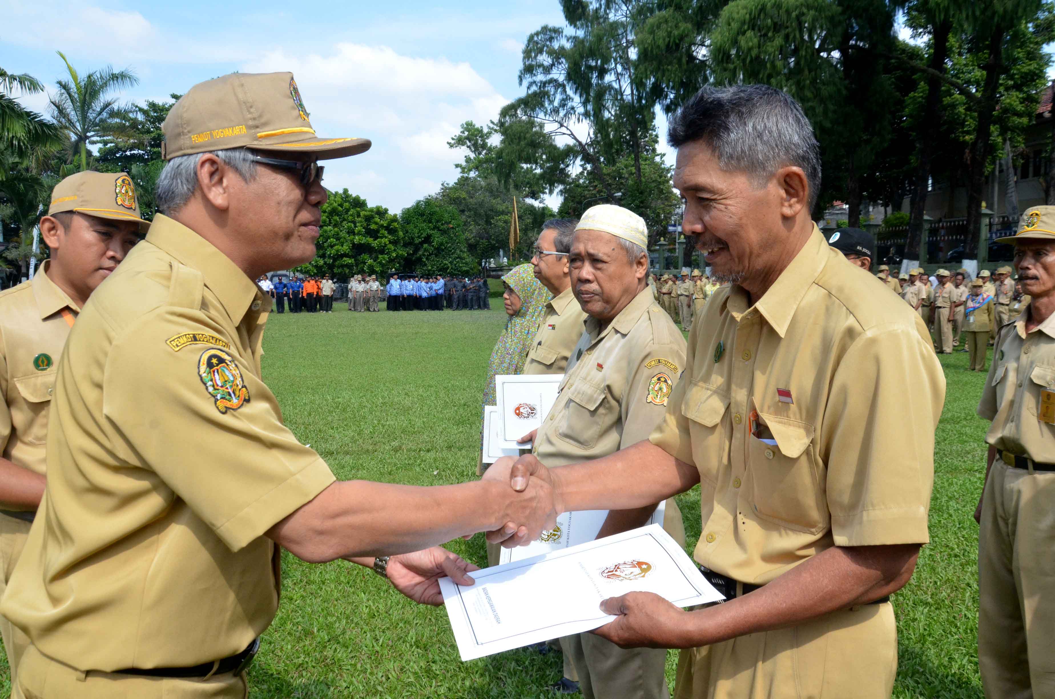 Penyerahan SK Pensiun TMT Tahun 2016 Pemkot Yogyakarta