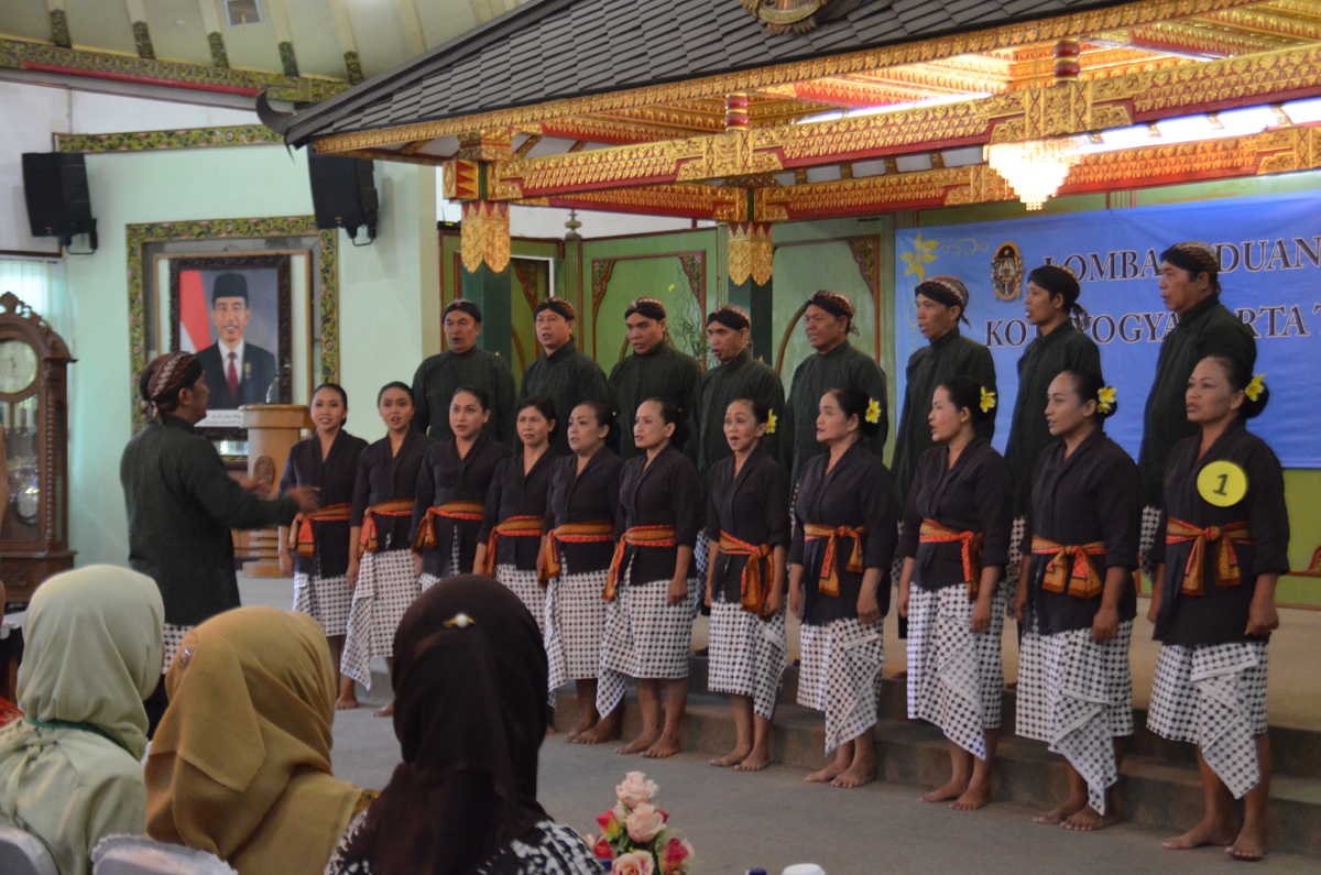 Dorong Program KB sebagai Gaya Hidup, Kantor KB Yogyakarta Adakan Lomba Paduan Suara 