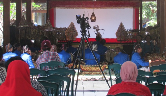 Festival Seni Budaya Kampung Wisata Becak Maju