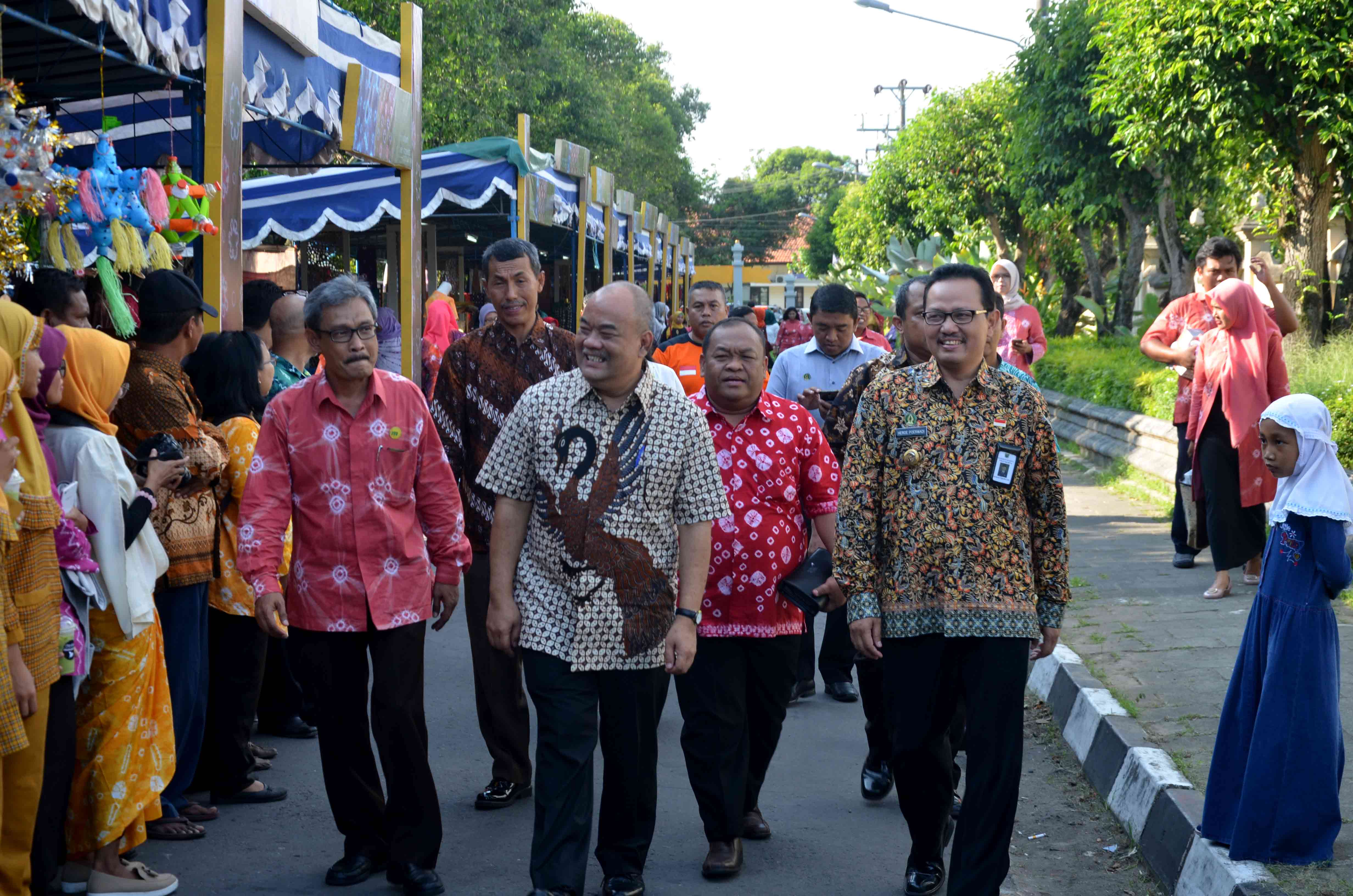 Tingkatkan Pamor Jumputan Dengan Jumputan On The Street