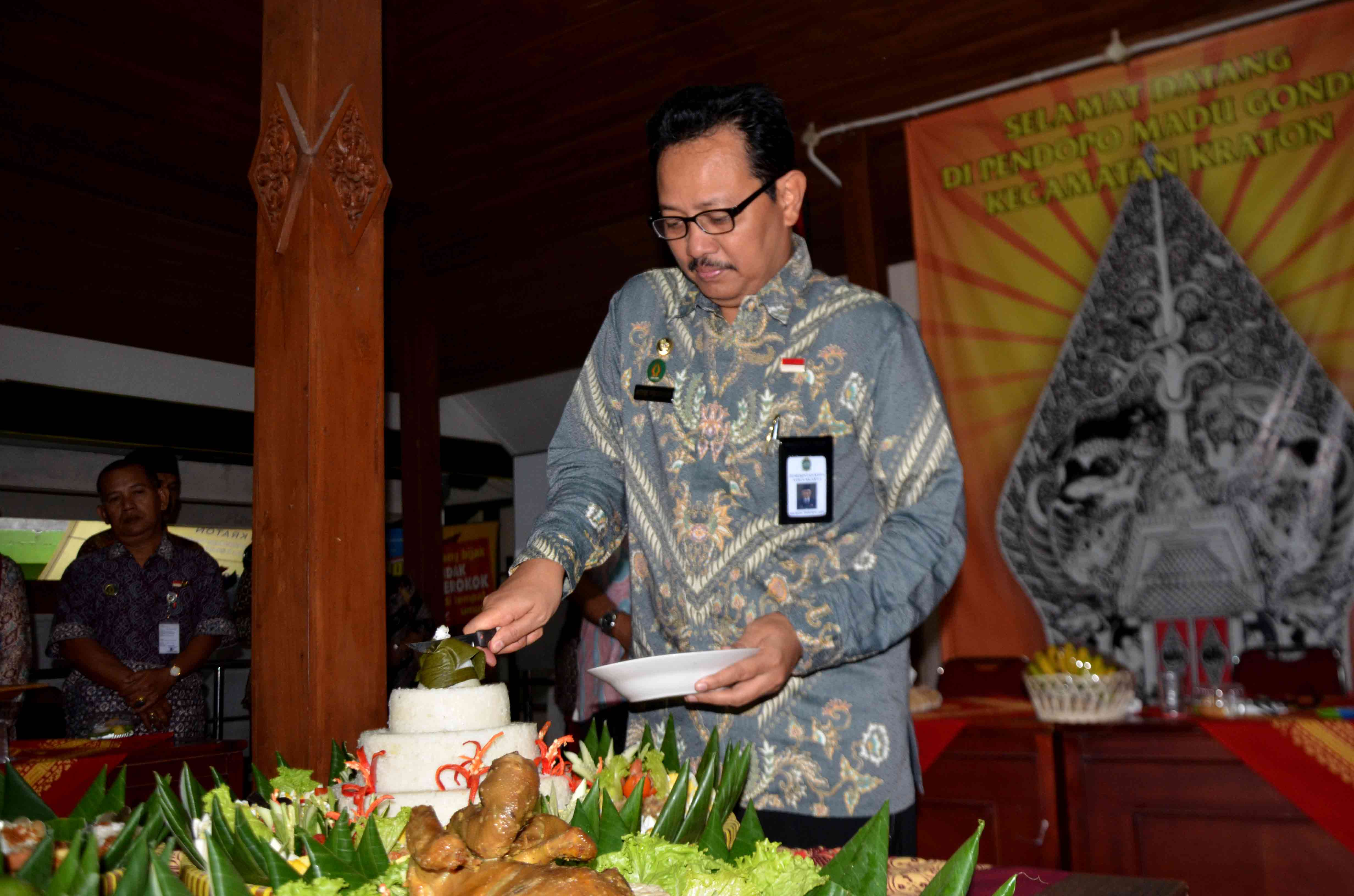 Awali Gelaran PMPS 2017 Dengan Pemotongan Tumpeng