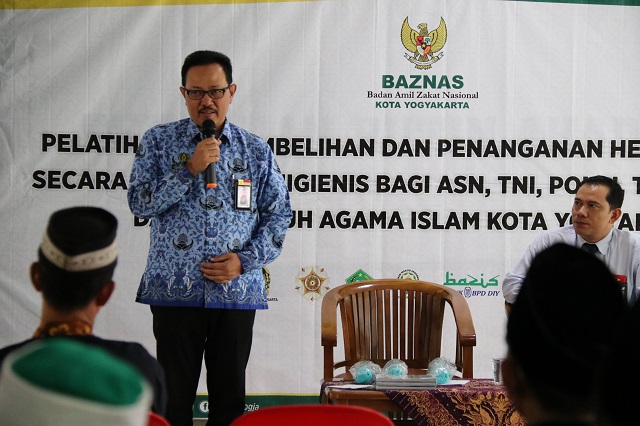 Sejumlah Panitia Masjid Ikuti Pelatihan Penyembelihan Hewan Qurban