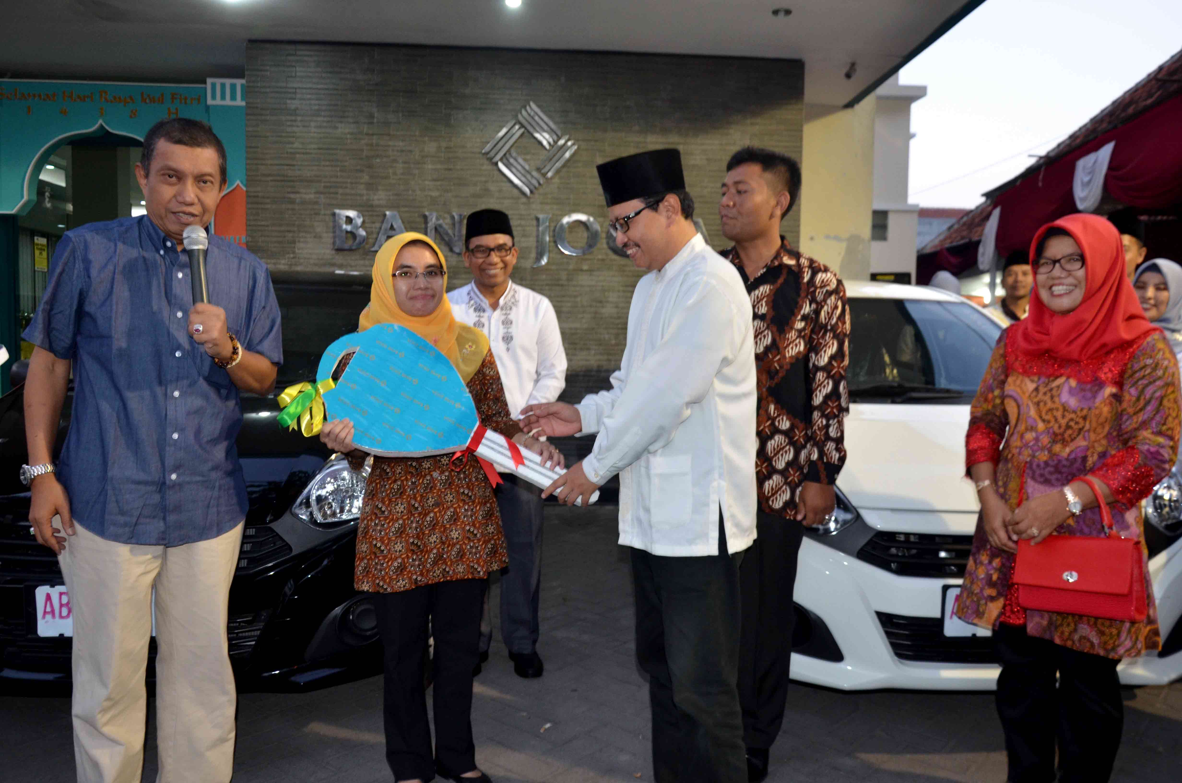 Bank Jogja Bagikan 3 Mobil Di Bulan Ramadhan