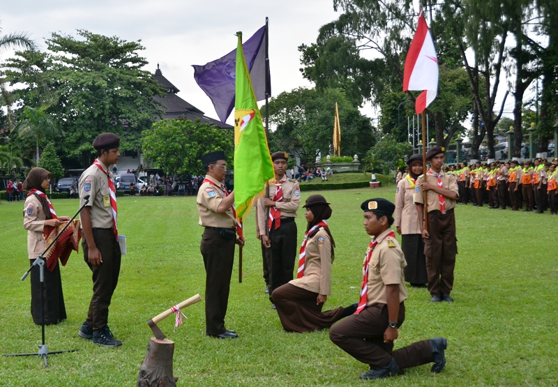 Membangun Karakter Generasi Muda yang Bermartabat Dengan Gerakan Pramuka