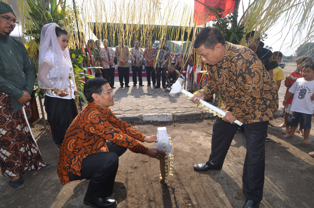 PEMKOT UJI COBA KENDARAAN WISATA KAWASAN AAU, TAMAN SARI, DAN AAS PADA PELAKSAAN SEKATEN