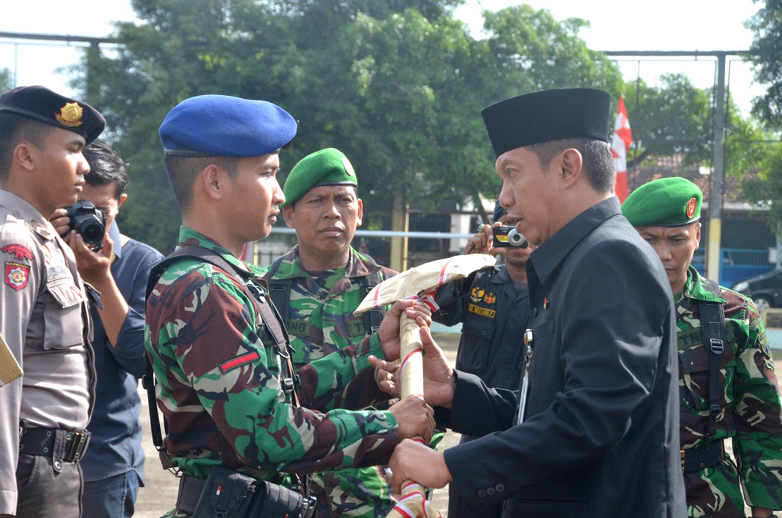 Walikota Buka TMMD ke 96, Sengkuyung Tahap I tahun 2016 di Karangwaru