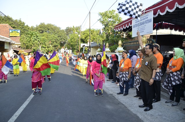 Karnaval Budaya Kelurahan Patehan Meriah