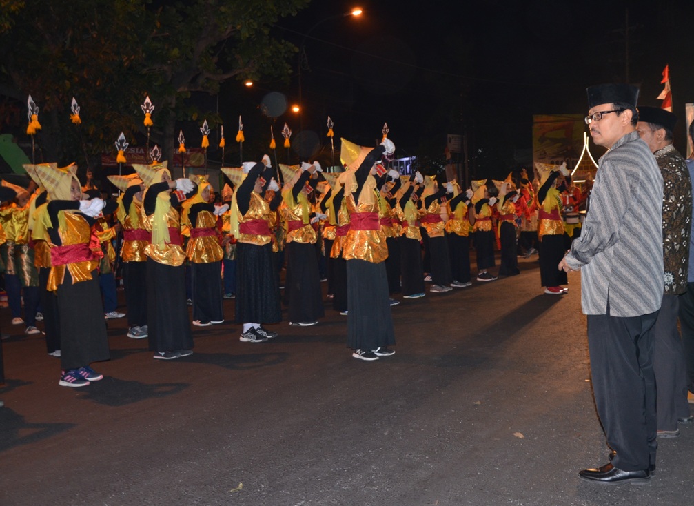 Wakil Walikota, Lepas Carnaval Takbir  Keliling Warungboto