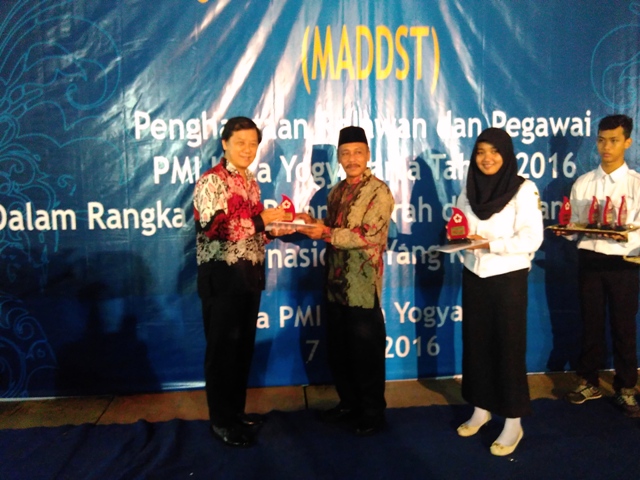 PMI Kota Yogyakarta Berikan Penghargaan Bagi Pendonor Darah Sukarela Tetap