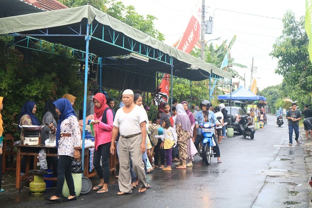 Pasar Wutah Setu Pahingan Wiratama Tegalrejo Tahun Ketiga