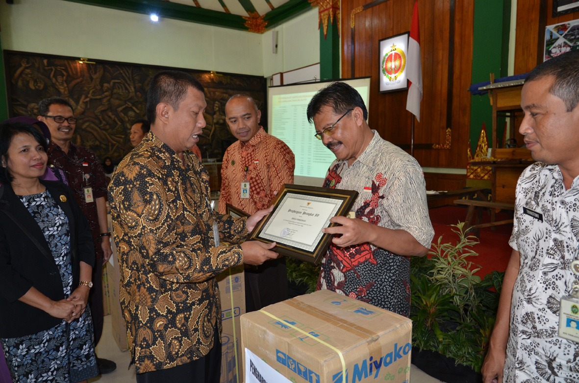 Lima SKPD Raih Penghargaan SKPD Pengawal Capaian Kinerja Dengan Nilai Sangat Tinggi dari Pemkot  Jogja