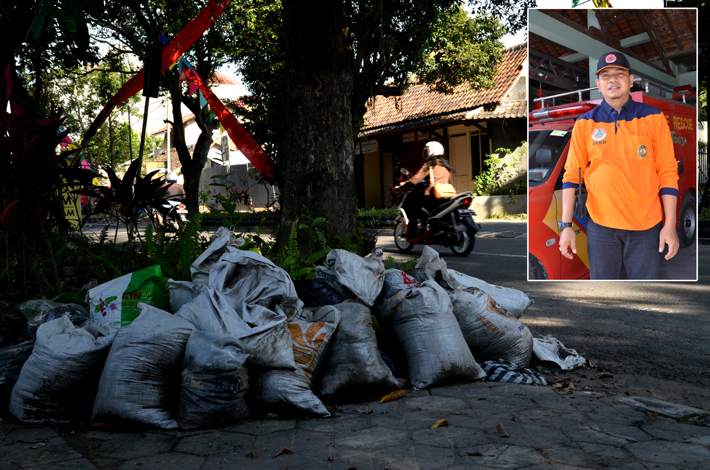 MINGGU 9 MARET KERJA BAKTI MASAL WARGA JOGJA BERSIHKAN SISA ABU KELUD