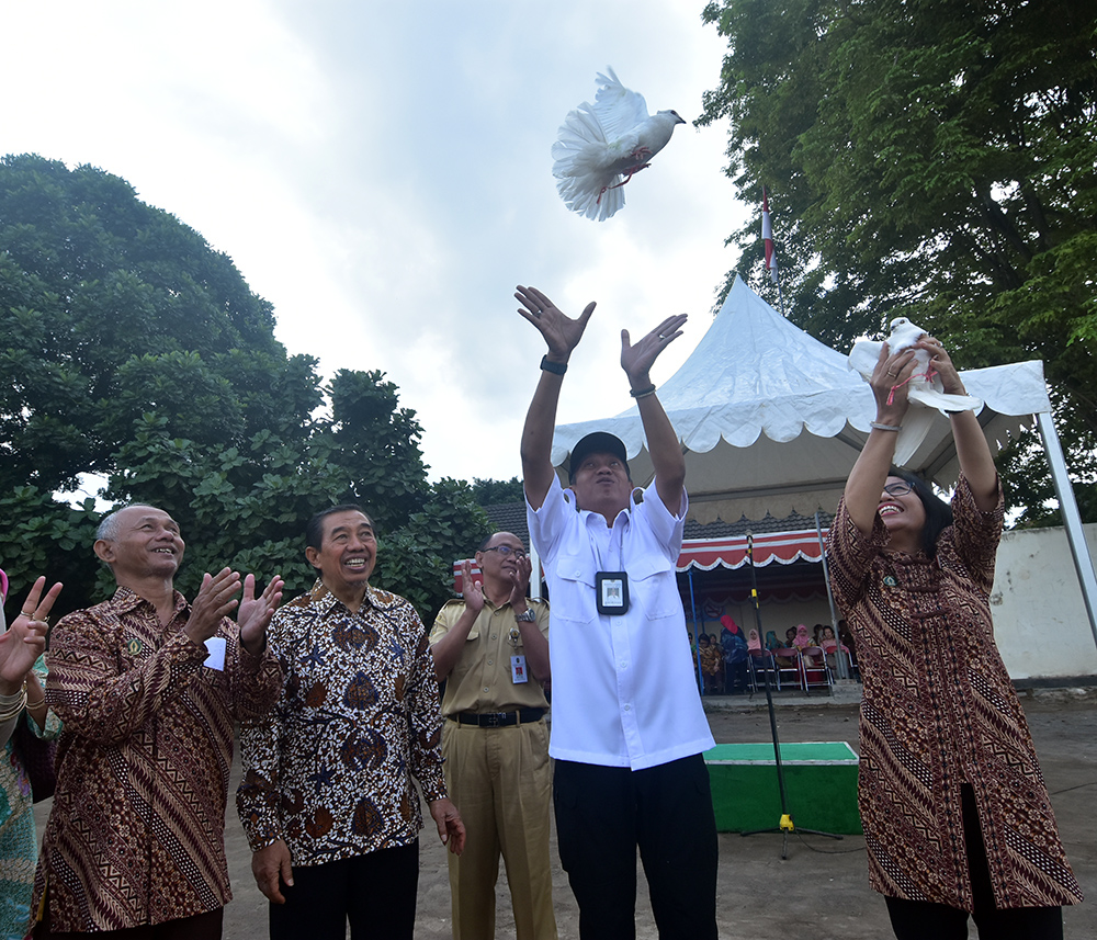 Lustrum ke-15 SMPN.1 Yogyakarta, Walikota Ajak Para Siswa Jauhi Narkoba dan Hoax