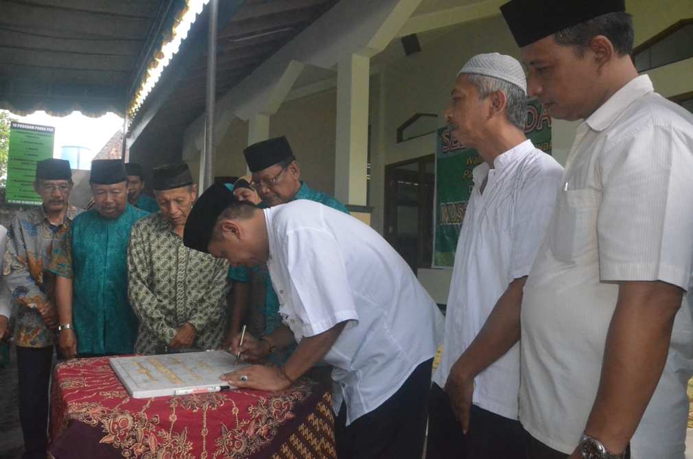 Walikota Resmikan Mushola Baitul Ghoffar  Dalem Kotagede