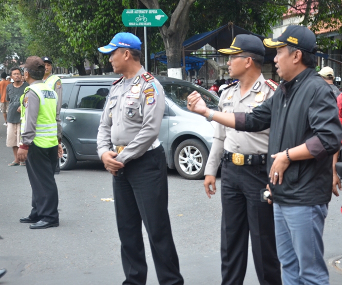 Walikota Yogyakarta bersama Kapolresta Pantau Keamanan Natal