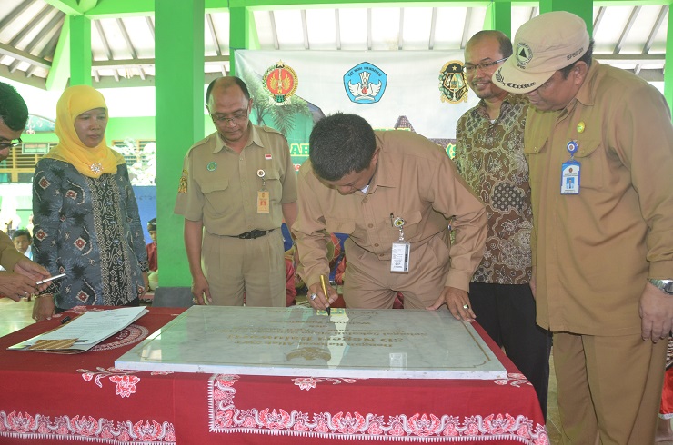 SDN Baluwarti Resmi Sandang Predikat Sekolah Siaga Bencana